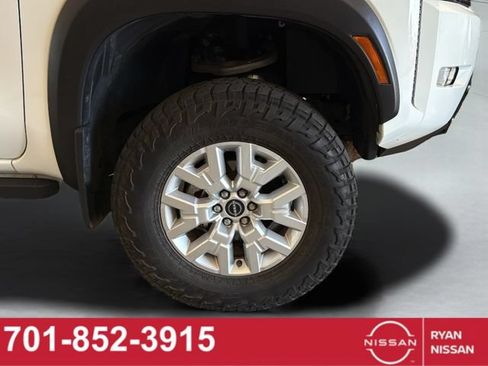 Certified 2022 Nissan Frontier SV AWD/4WD image 19
