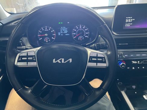 Used 2022 Kia Telluride S AWD/4WD image 13