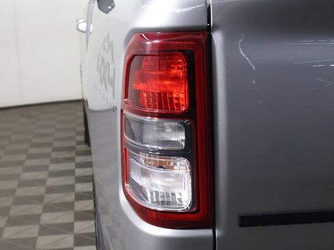 Used 2022 RAM 1500 Big Horn AWD/4WD image 13
