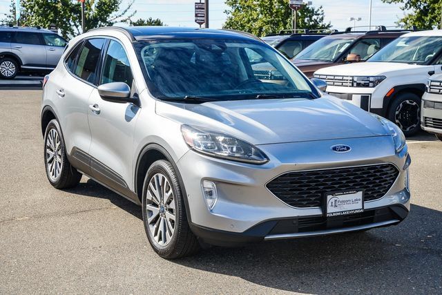 Used 2021 Ford Escape Titanium AWD/4WD image 6
