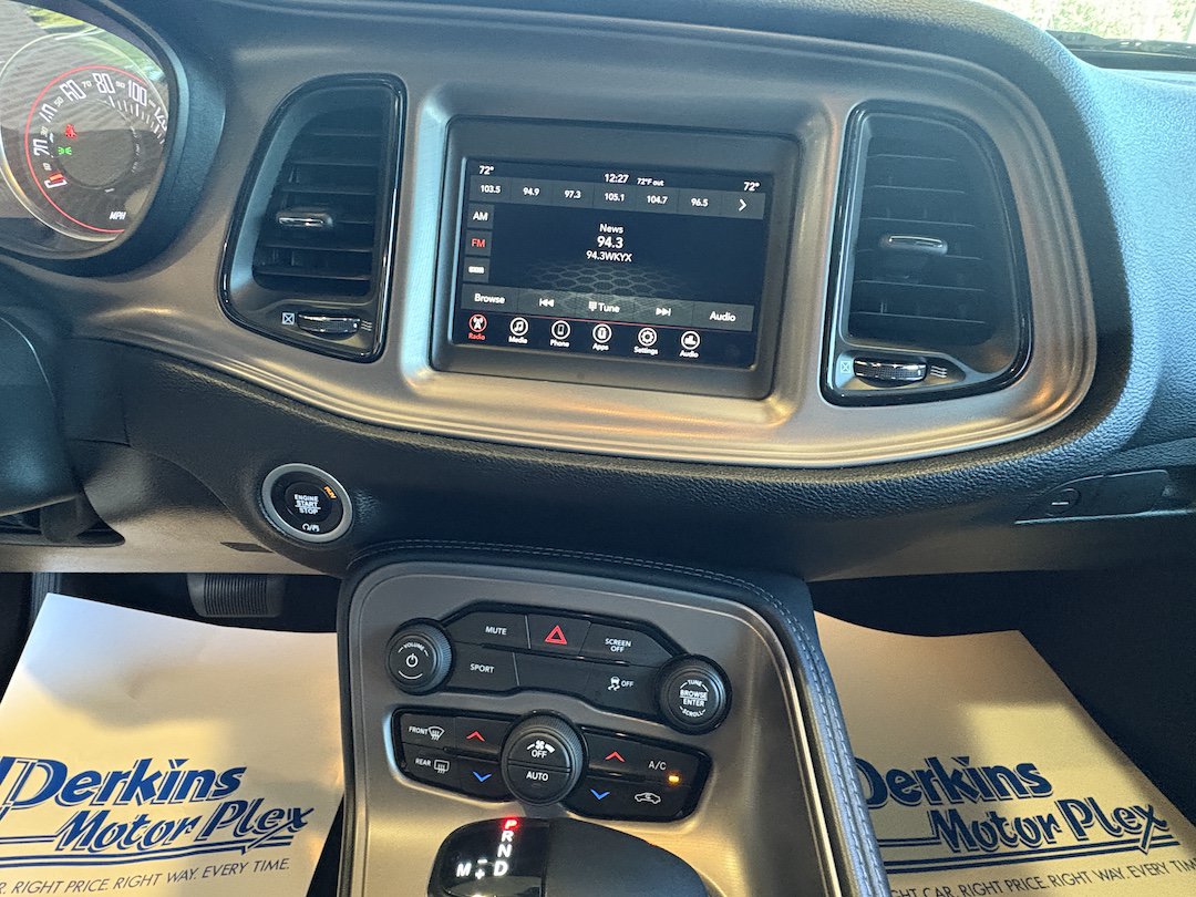Used 2023 Dodge Challenger SXT RWD image 16