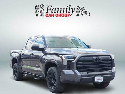 Used 2023 Toyota Tundra SR5 AWD/4WD image 2