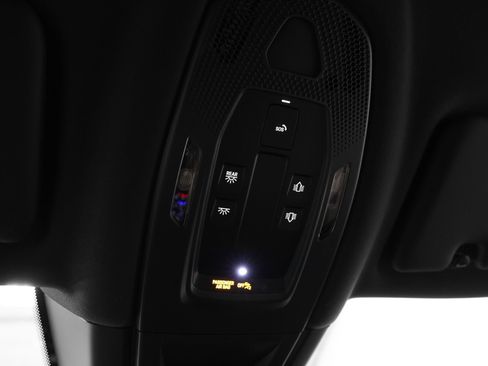 Used 2025 Porsche Cayenne Coupe AWD/4WD image 42