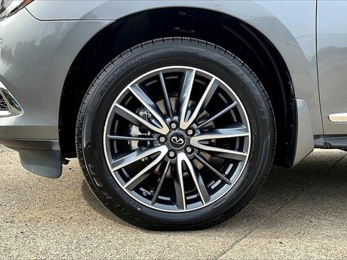 Used 2019 INFINITI QX60 Luxe w/ Sensory Package image 12