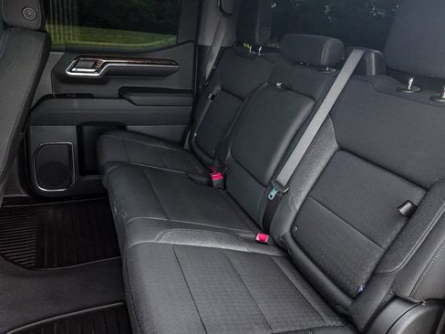 Used 2024 GMC Sierra 1500 Elevation image 23