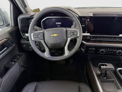 New 2026 Chevrolet Silverado 1500 LT w/ Leather Package AWD/4WD image 18