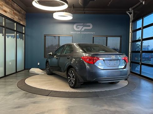 Used 2019 Toyota Corolla SE FWD image 5