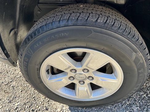 Used 2016 Jeep Compass Sport w/ Power Value Group image 21