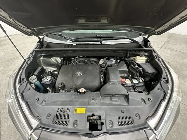 Used 2018 Toyota Highlander XLE FWD image 21