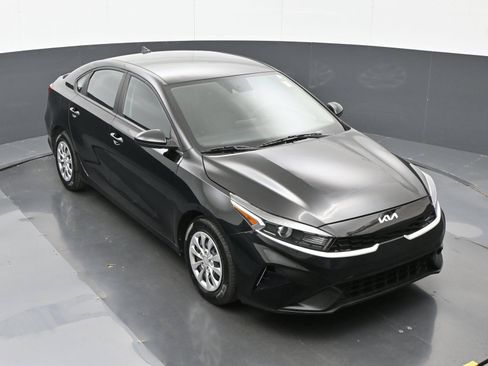 Used 2024 Kia Forte LX FWD image 33