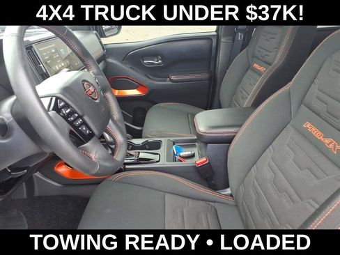 Used 2025 Nissan Frontier PRO-4X AWD/4WD image 14