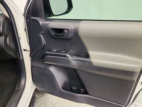 Used 2023 Toyota Tacoma SR image 23