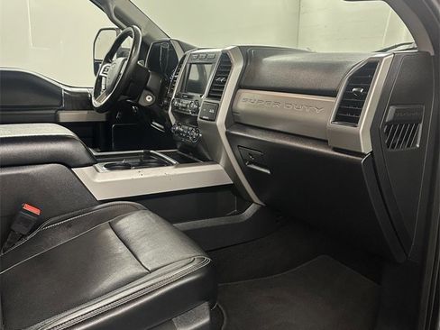 Used 2019 Ford F250 Lariat w/ Chrome Package image 42