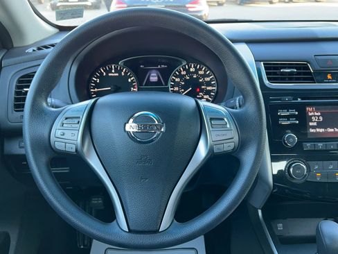 Used 2015 Nissan Altima 2.5 S w/ Special Edition Package image 15