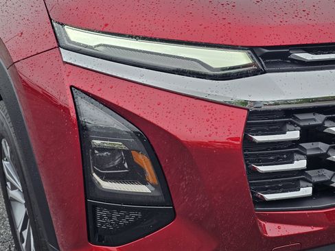 New 2026 Chevrolet Equinox LT FWD image 18