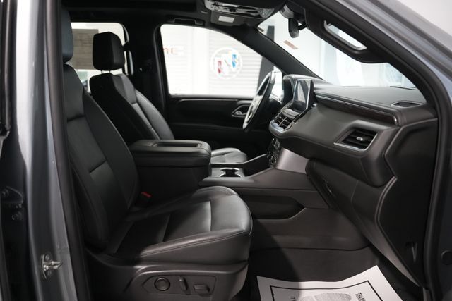 Used 2024 Chevrolet Tahoe Z71 w/ Luxury Package AWD/4WD image 24