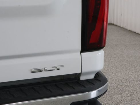 Used 2025 GMC Sierra 2500 SLT w/ SLT Convenience Package image 39