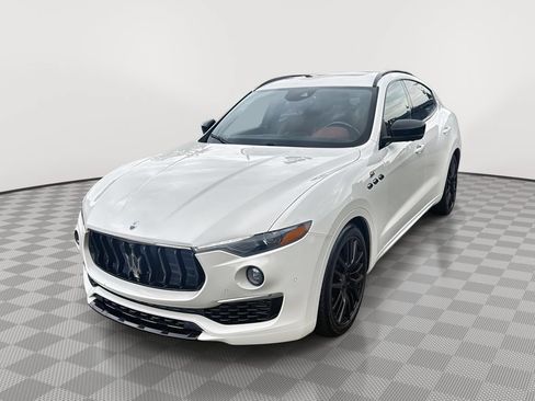 Used 2022 Maserati Levante GT AWD/4WD image 1