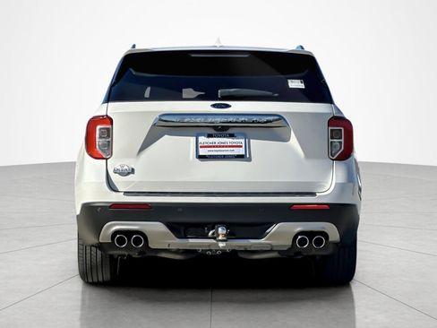 Used 2021 Ford Explorer King Ranch w/ Premium Technology Package image 4