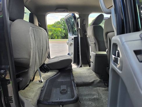 Used 2012 Nissan Frontier SV w/ SV Premium Utility Pkg RWD image 28
