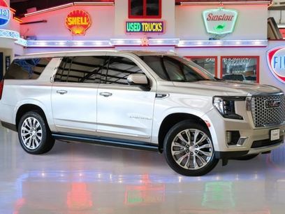 Used 2022 GMC Yukon XL Denali