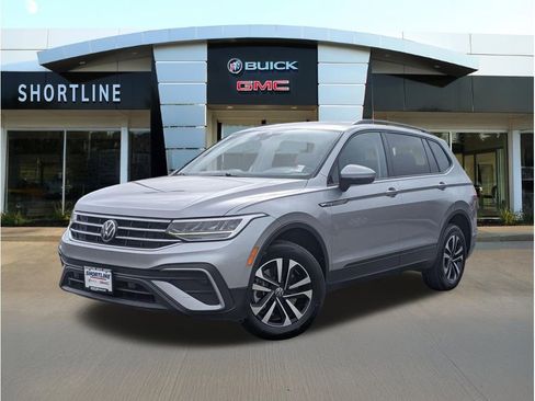 Used 2022 Volkswagen Tiguan S w/ IQ.Drive Package AWD/4WD image 8