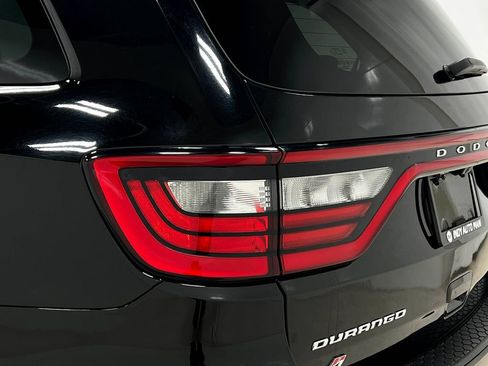 Used 2019 Dodge Durango SRT w/ Technology Group AWD/4WD image 40