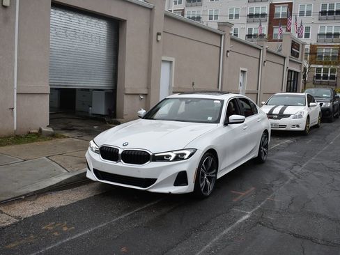 Used 2024 BMW 330i Sedan w/ Convenience Package image 2