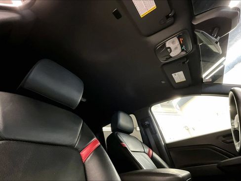 Used 2023 Chevrolet Colorado Trail Boss w/ Safety Package AWD/4WD image 28