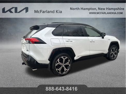 Used 2024 Toyota RAV4 XSE w/ Weather Package image 6