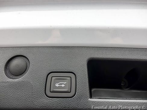 New 2026 GMC Terrain Denali AWD/4WD image 27