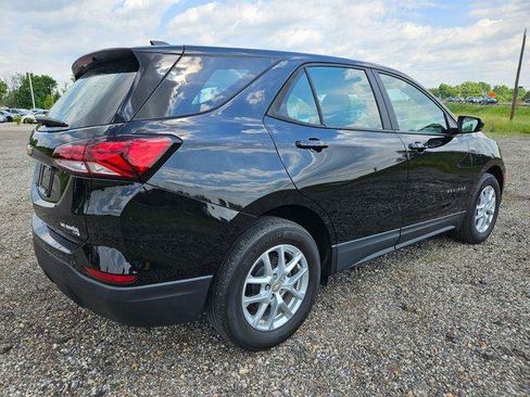 Used 2024 Chevrolet Equinox LS w/ LPO, Floor Liner Package FWD image 7
