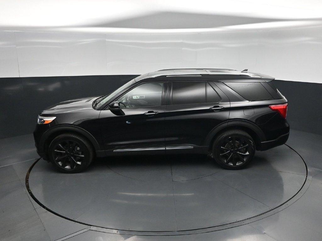 Used 2022 Ford Explorer Platinum w/ Equipment Group 601A AWD/4WD image 44