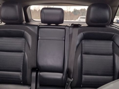 Certified 2024 Lincoln Nautilus Reserve w/ Equipment Group 202A image 22