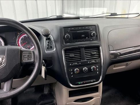 Used 2012 RAM C/V FWD image 6