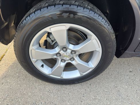 Used 2014 Chevrolet Captiva Sport LTZ FWD image 9