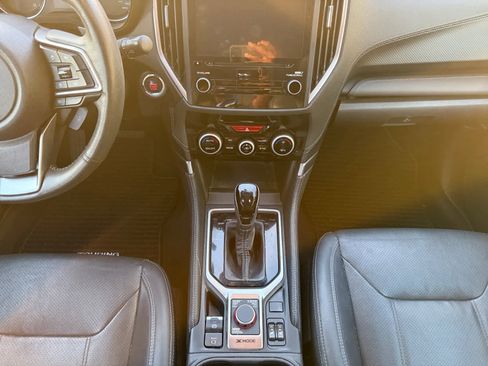 Used 2023 Subaru Forester Touring image 11