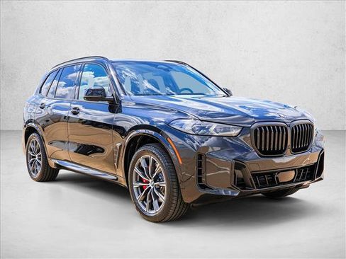 New 2026 BMW X5 xDrive40i w/ M Sport Package AWD/4WD image 3