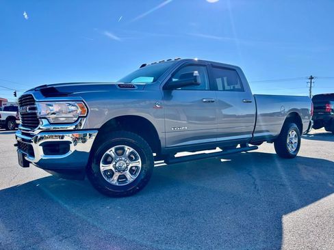 Used 2020 RAM 3500 Big Horn w/ Level 2 Equipment Group image 2