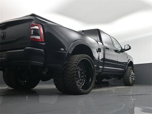 Used 2022 RAM 3500 Limited w/ Max Tow Package image 65