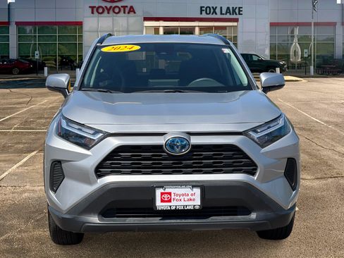 Used 2024 Toyota RAV4 LE AWD/4WD image 8