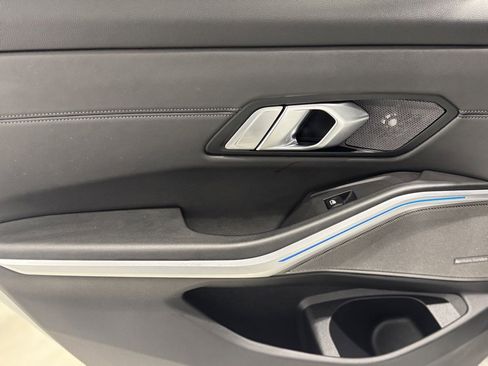 Used 2023 BMW M3 Competition w/ Parking Assistance Package image 21