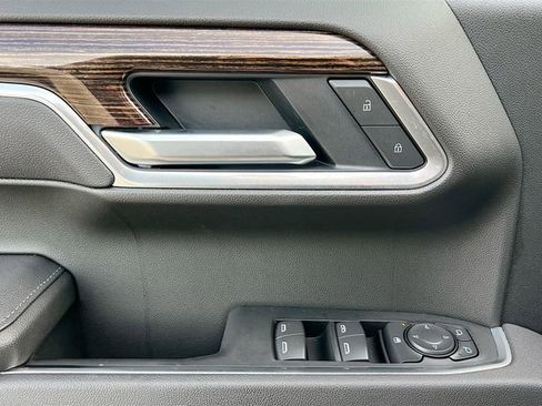 New 2026 GMC Sierra 1500 Elevation image 13