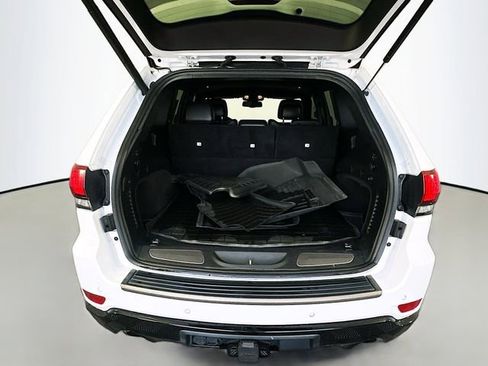 Used 2016 Jeep Grand Cherokee Limited 75th Anniversary AWD/4WD image 25