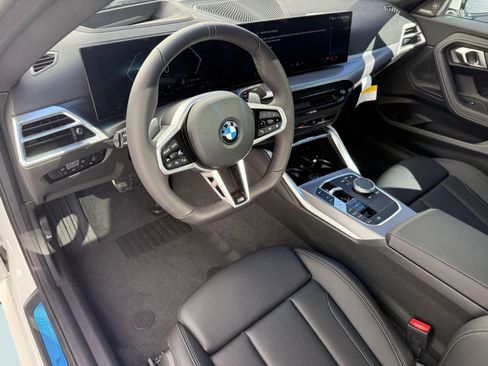 Used 2026 BMW 230i xDrive Coupe w/ Premium Package AWD/4WD image 4