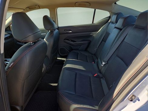 Used 2024 Nissan Altima 2.5 SR image 20