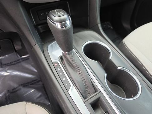Used 2021 Chevrolet Equinox LS w/ LS Convenience Package FWD image 25