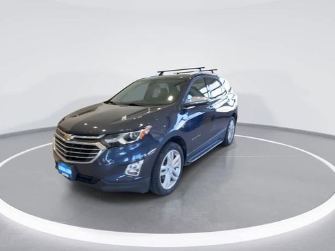 Used 2018 Chevrolet Equinox Premier image 4