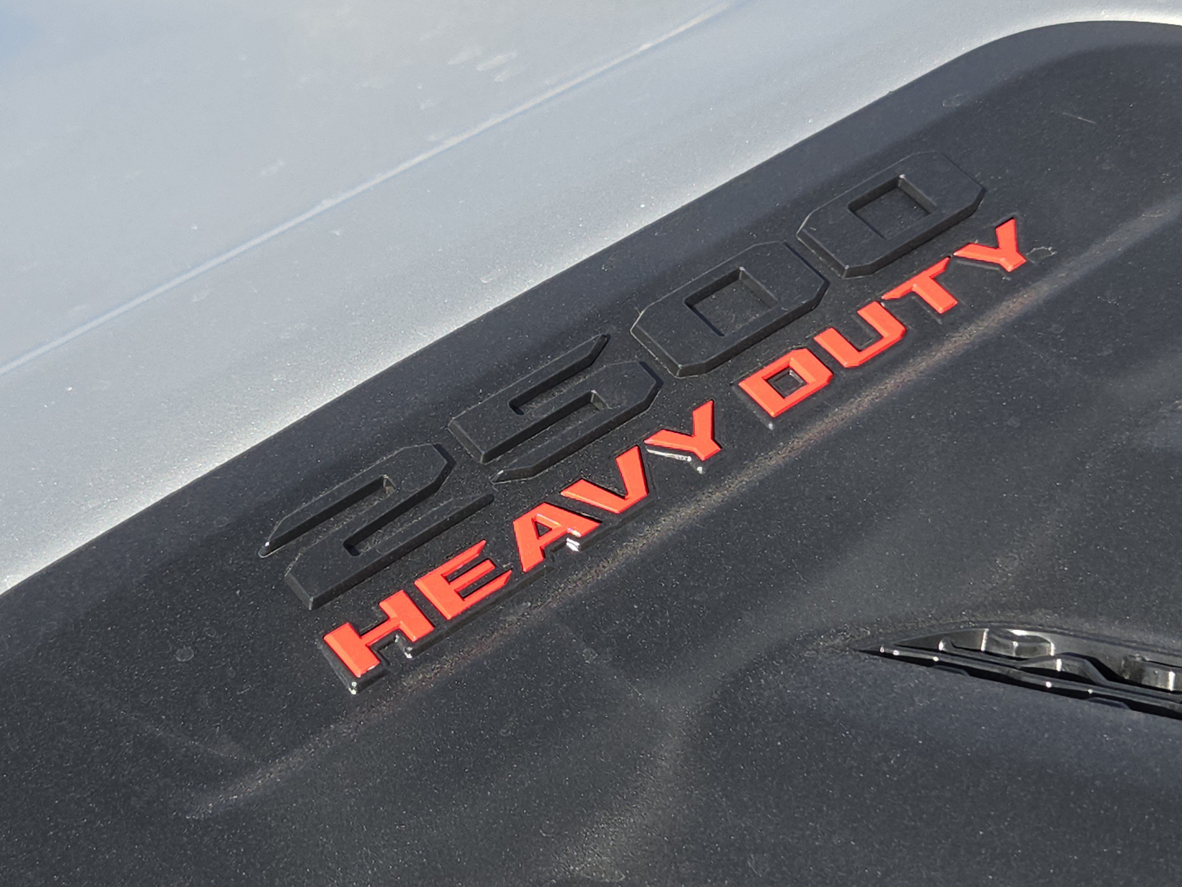 New 2026 RAM 2500 Laramie w/ Night Edition AWD/4WD image 8