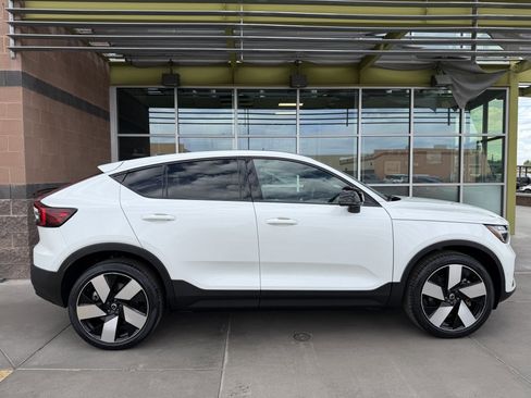 Used 2024 Volvo C40 P8 Recharge Ultimate w/ Protection Package Premier image 9